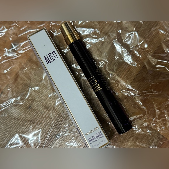 RARE New Mugler Alien Eau de Parfum and Alien Moblie Phone Key Ring Set & gift - Picture 6 of 14